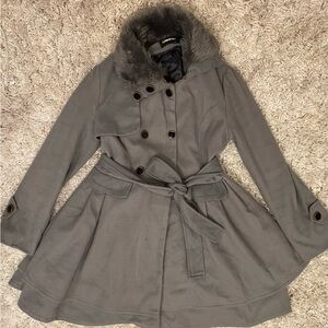 Women's Gray Double-Breasted Trench Coat with Faux-Fur Collar